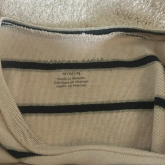 Top - Picture 2 of 2